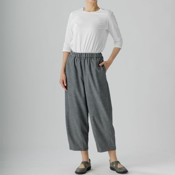 #24243 ハルソラタン　ヘリンボーンストレッチ　バルーンパンツ　丈94cm TOKYO BASIC ゆったりバルーンパンツ ワイドパンツ レディース